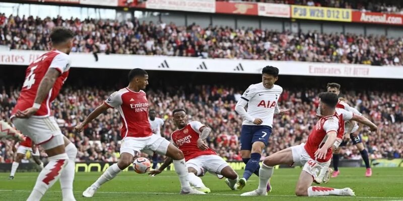 Tottenham Hotspur với Arsenal đều có phong độ ổn định